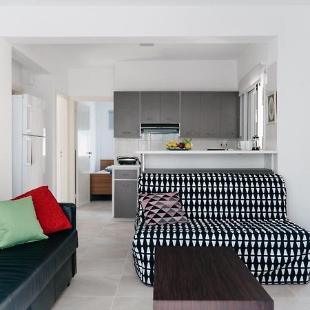 SeaSunLove apt. Apartment Larnaca Exterior foto