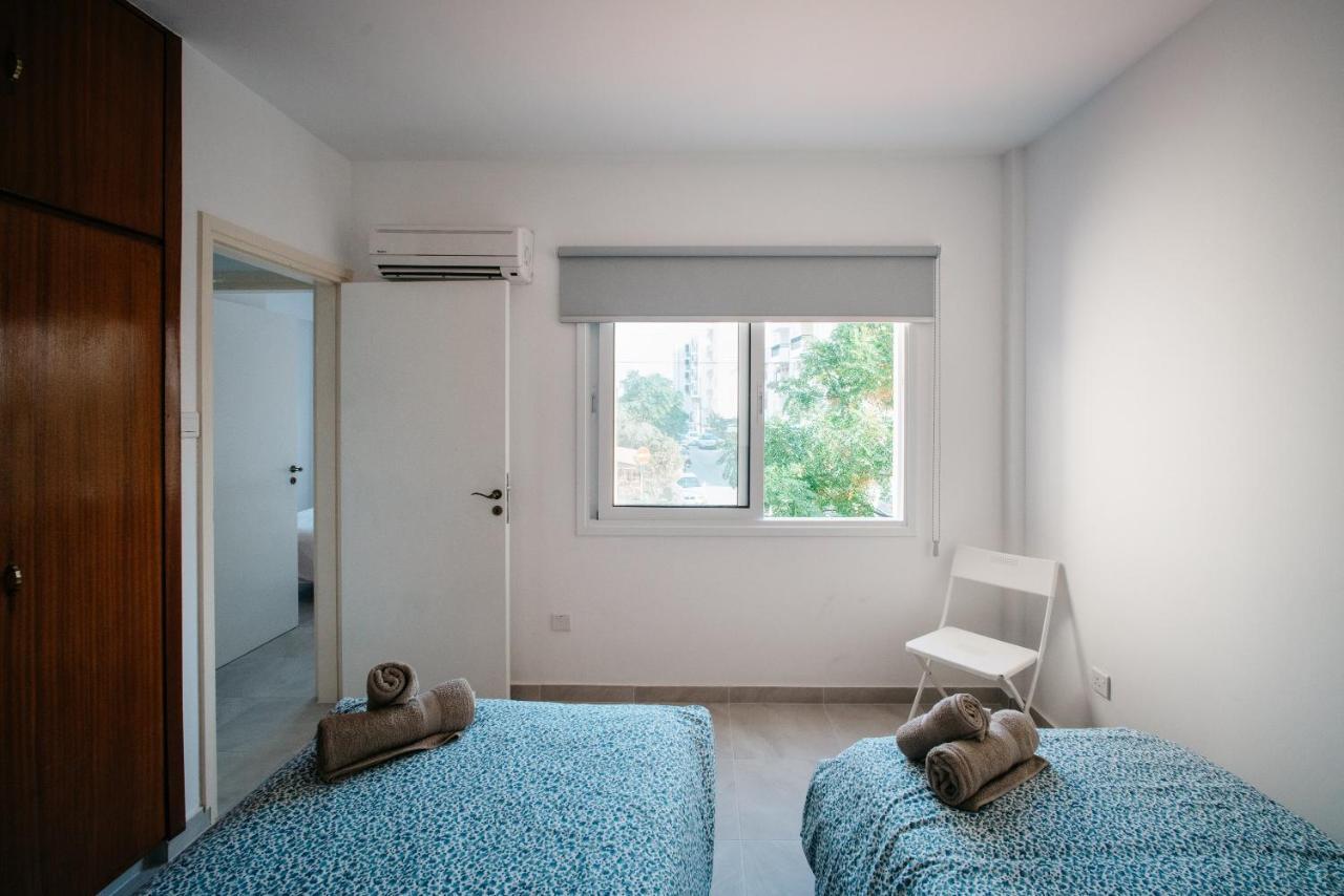 SeaSunLove apt. Apartment Larnaca Exterior foto